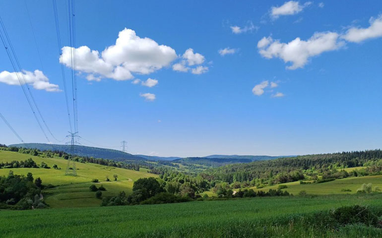 SPIE ma kontrakty na budowę linii energetycznych